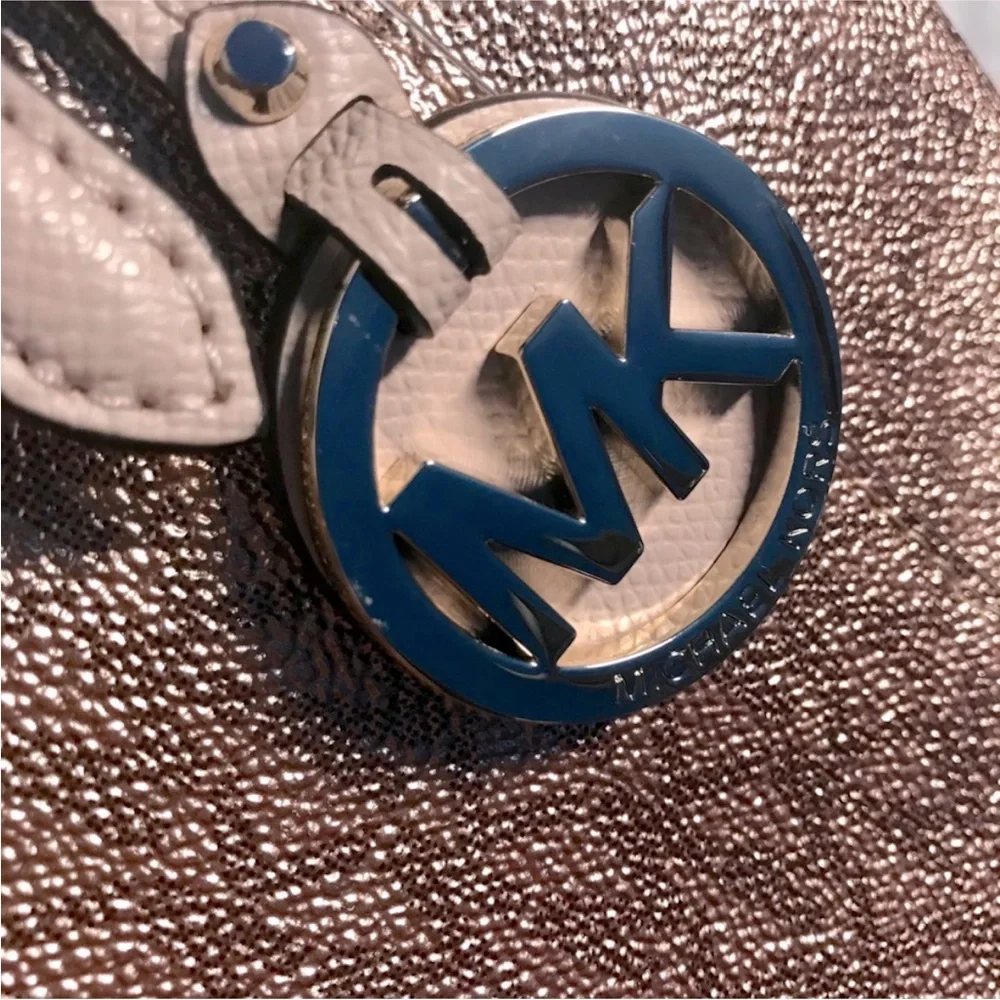 Michael Kors Metallic Signature Jet Set Tote Bag- Rose Gold NEW 🏷️